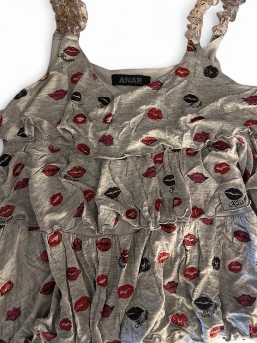 a.n.a Gray Ruffle Tank Top with Lip Print